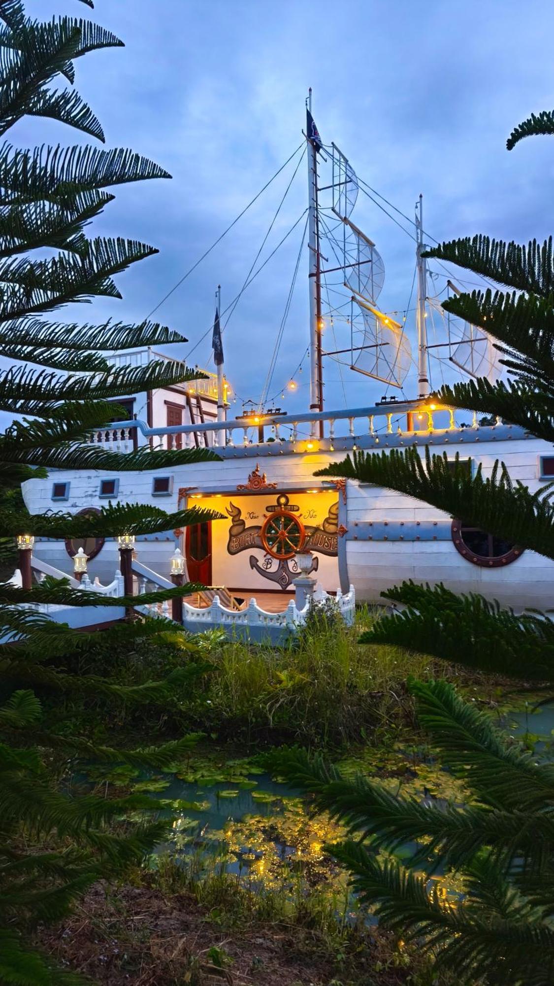 Boat And House Resort Khao Kho Eksteriør billede