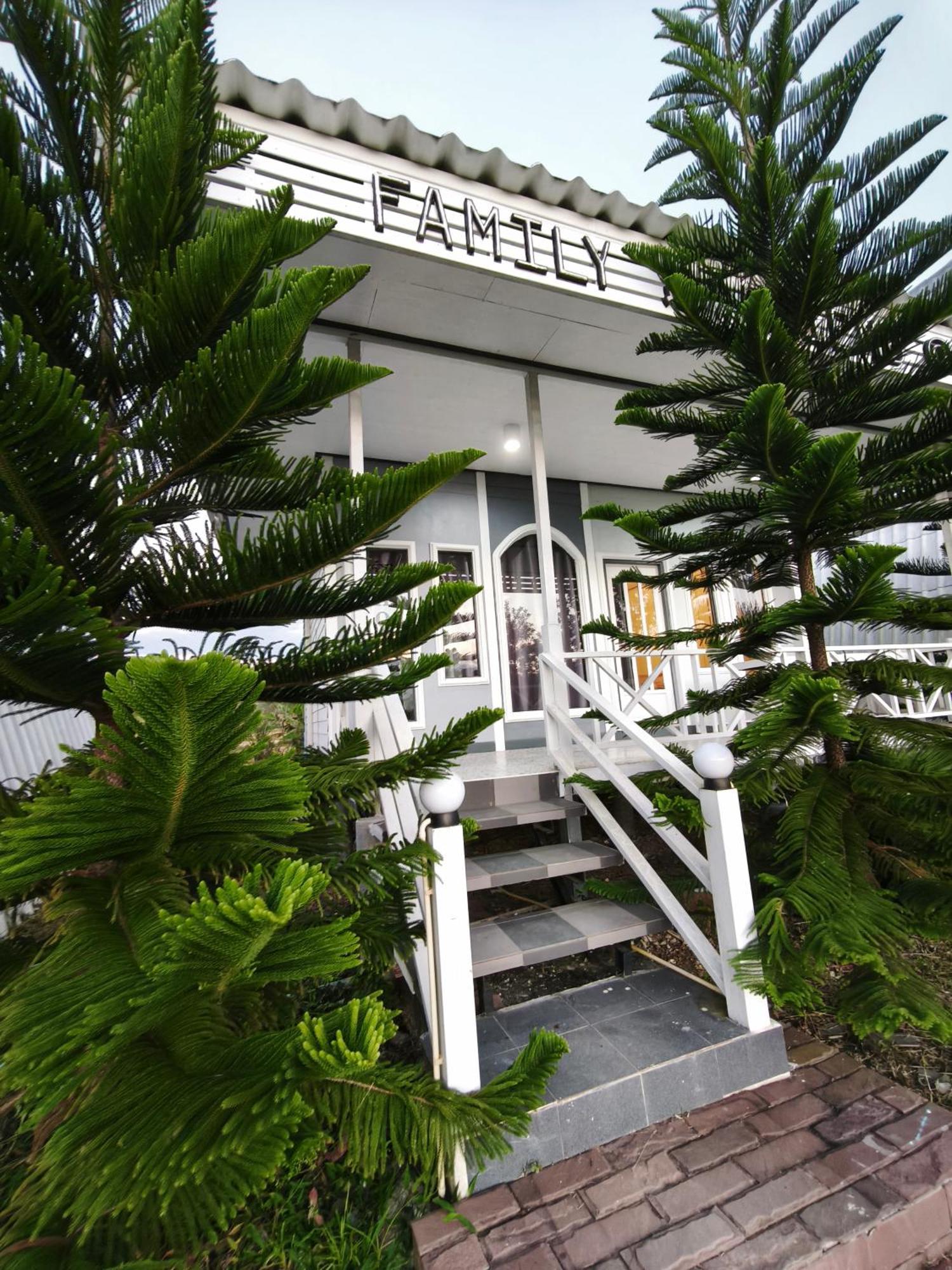 Boat And House Resort Khao Kho Eksteriør billede