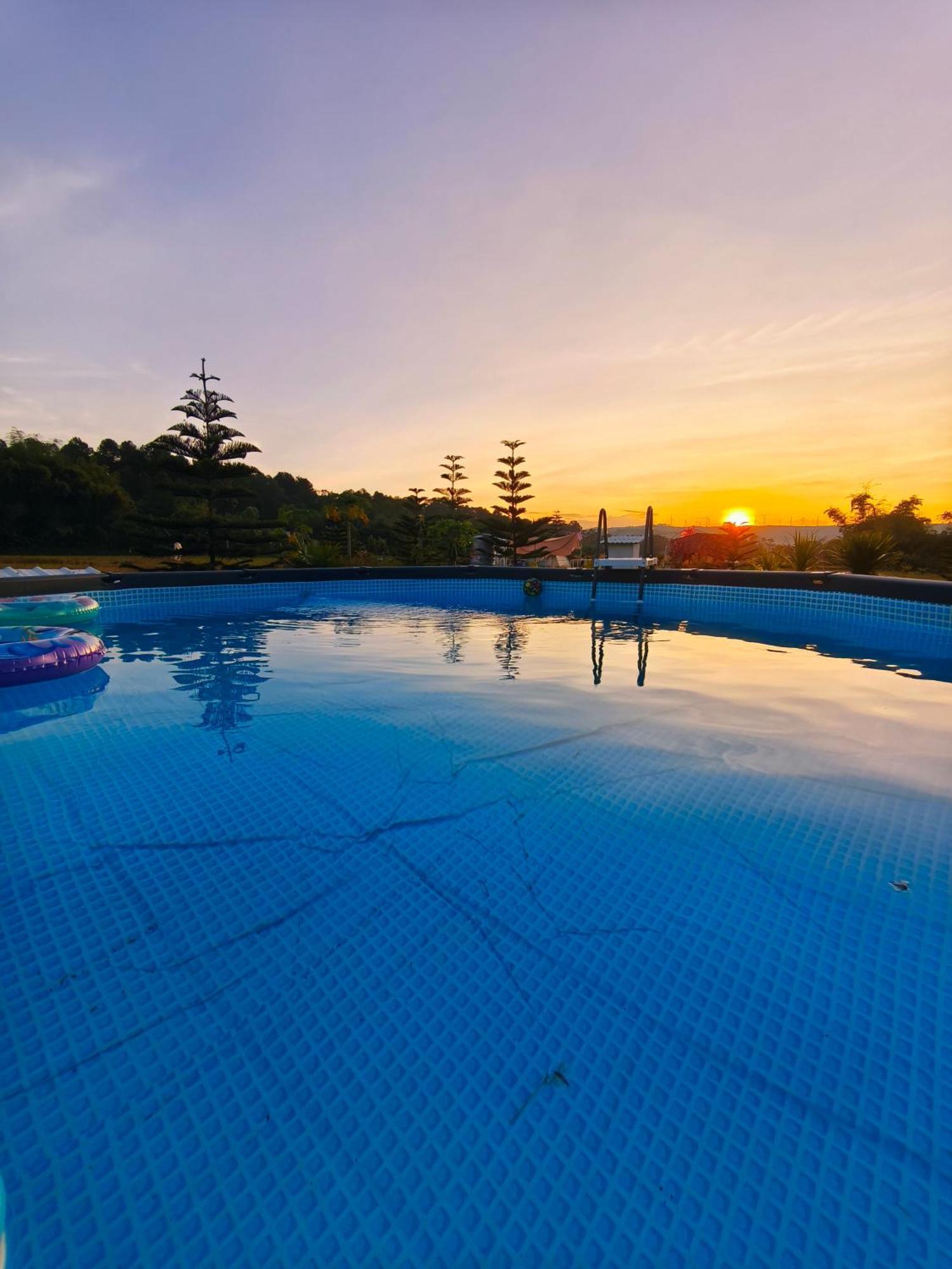 Boat And House Resort Khao Kho Eksteriør billede